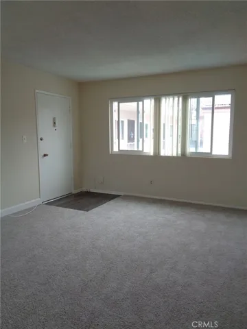312 10th Street E, Huntington Beach, California 92648