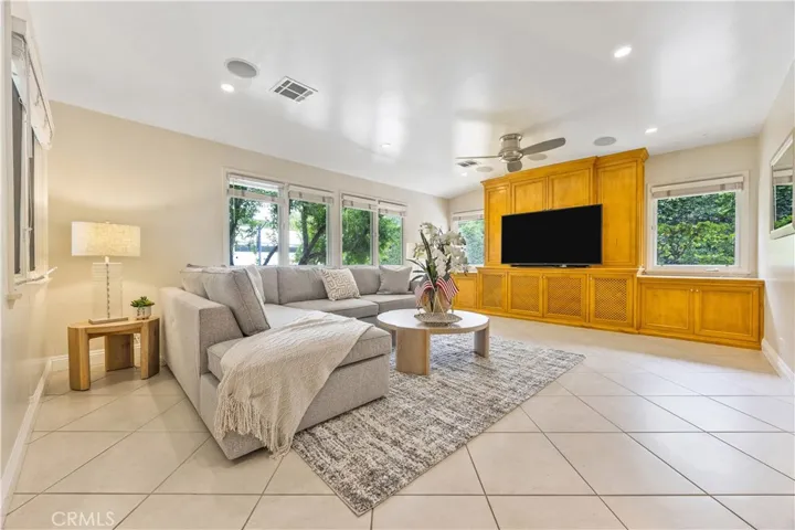 1439 Wembley Road, San Marino, California 91108