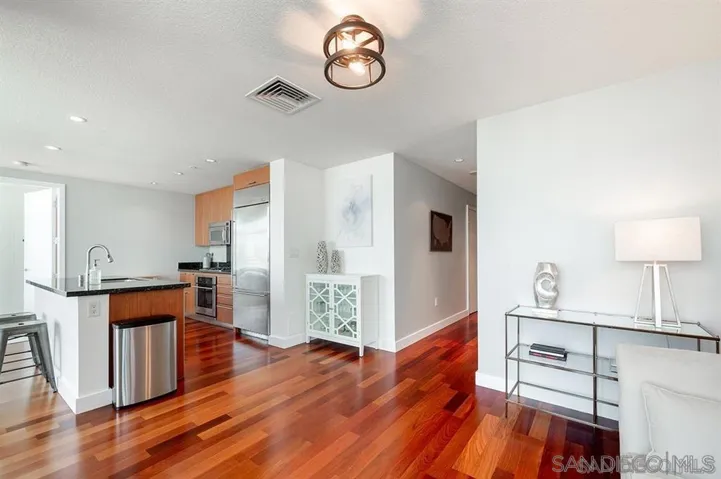 1205 Pacific Hwy 2904, San Diego, California 92101
