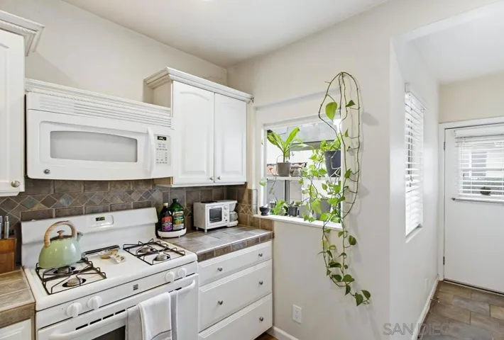 4454 58 N 41st Street, San Diego, California 92116