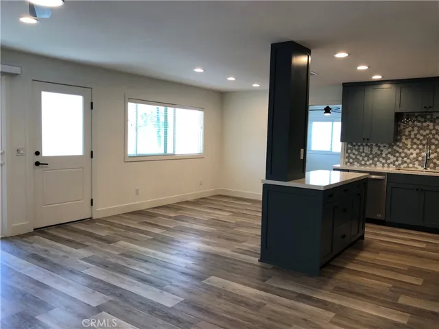 1505 Palm Avenue B, Huntington Beach, California 92648