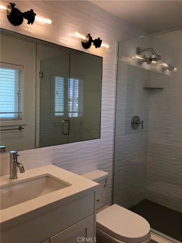 1505 Palm Avenue B, Huntington Beach, California 92648
