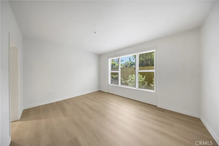 128 N Oak Knoll 111, Pasadena, California 91101