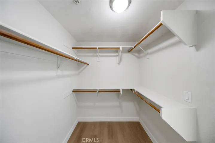 128 N Oak Knoll 111, Pasadena, California 91101