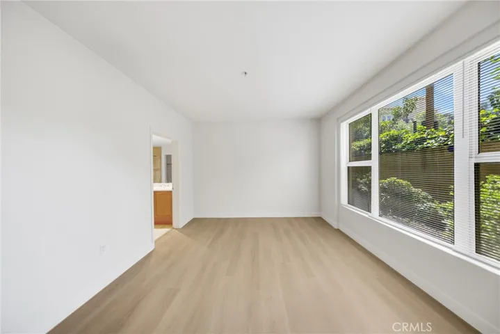 128 N Oak Knoll 111, Pasadena, California 91101