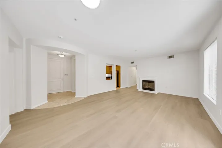 128 N Oak Knoll 111, Pasadena, California 91101