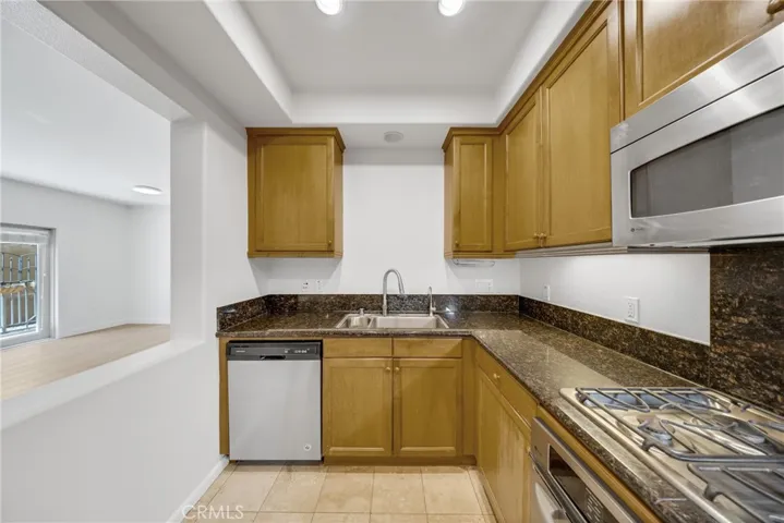 128 N Oak Knoll 111, Pasadena, California 91101