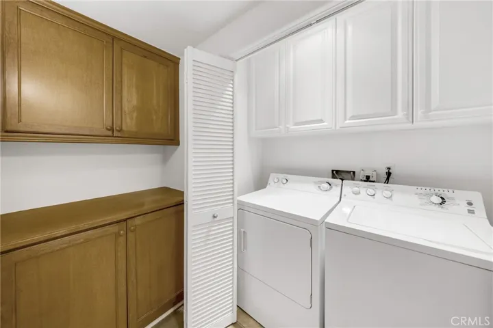 128 N Oak Knoll 111, Pasadena, California 91101