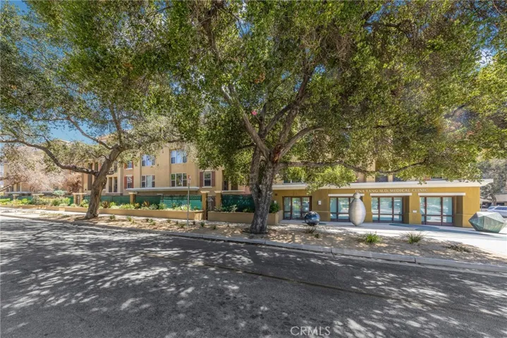 128 N Oak Knoll 111, Pasadena, California 91101