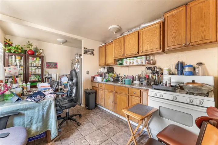 406 408 E Avenue Q7, Palmdale, California 93550