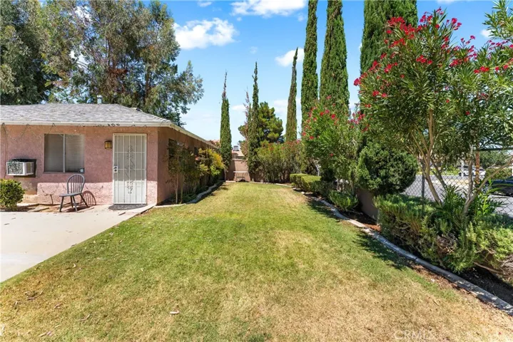 406 408 E Avenue Q7, Palmdale, California 93550