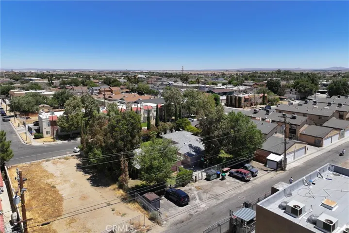 406 408 E Avenue Q7, Palmdale, California 93550