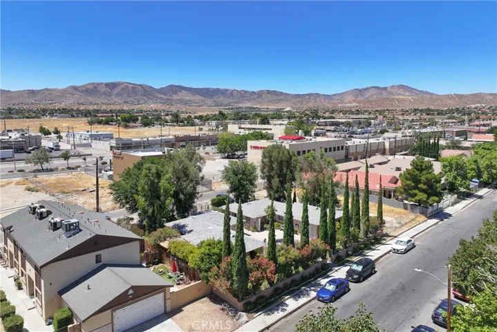 406 408 E Avenue Q7, Palmdale, California 93550
