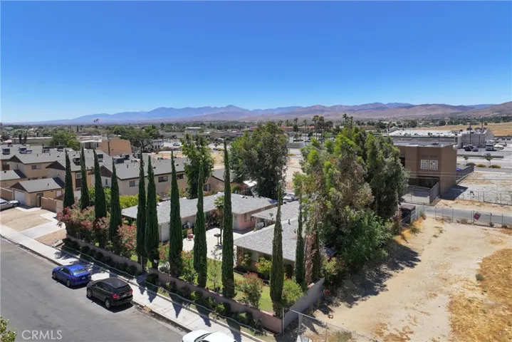 406 408 E Avenue Q7, Palmdale, California 93550