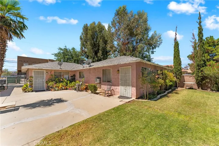 406 408 E Avenue Q7, Palmdale, California 93550