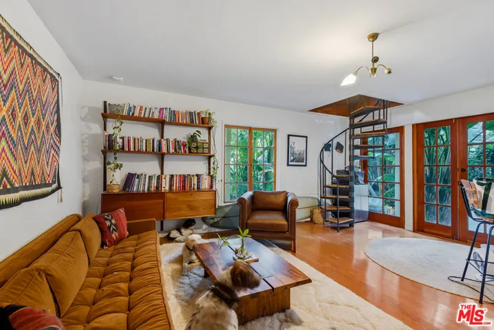 2049 Oakstone Way, Los Angeles, California 90046