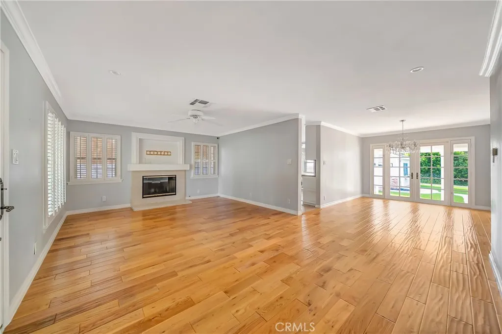 22907 Leonora Dr, Woodland Hills, California 91367 — photo 5