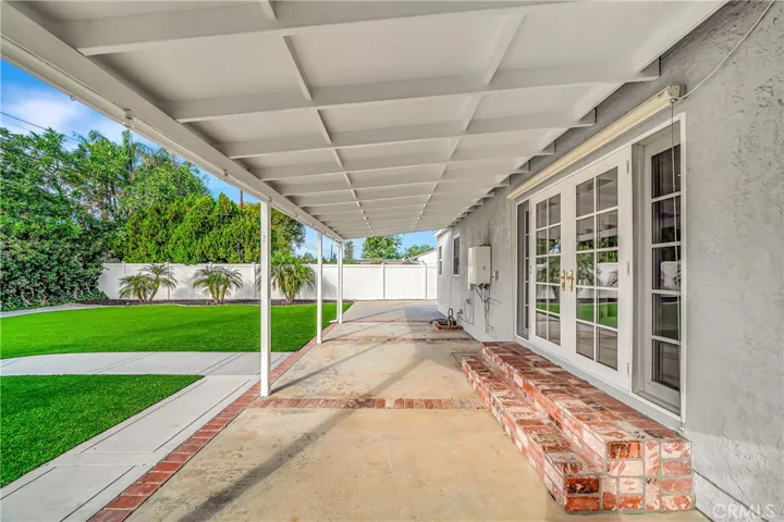 22907 Leonora Dr, Woodland Hills, California 91367