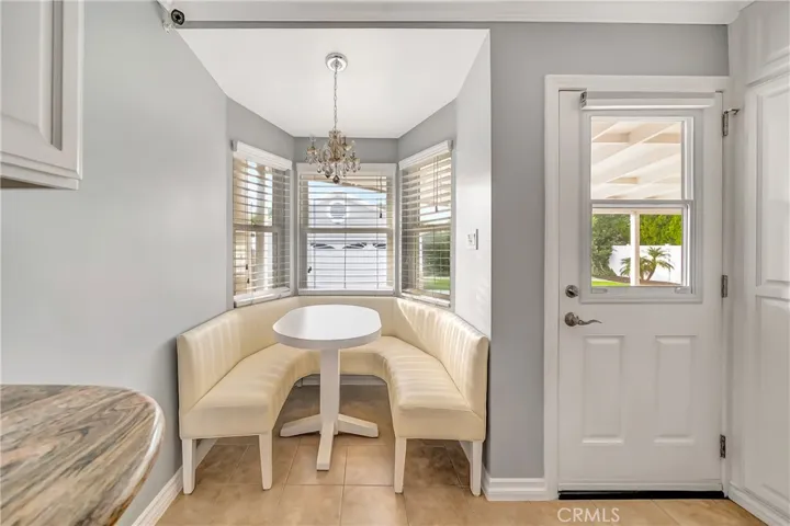 22907 Leonora Dr, Woodland Hills, California 91367