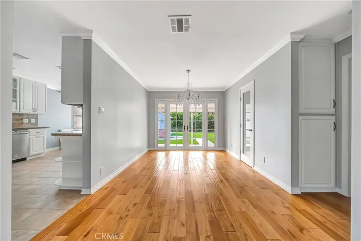 22907 Leonora Dr, Woodland Hills, California 91367