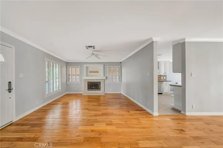 22907 Leonora Dr, Woodland Hills, California 91367
