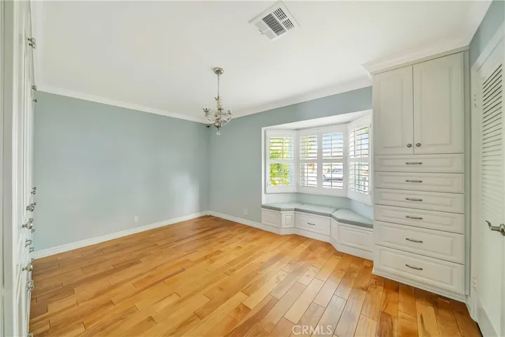 22907 Leonora Dr, Woodland Hills, California 91367