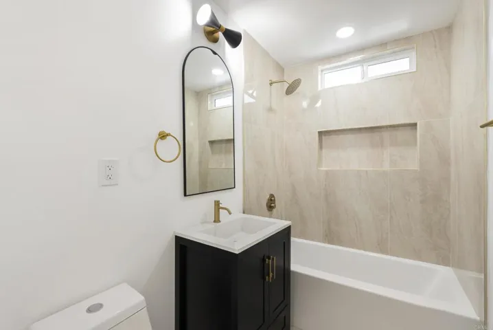 3646 Curlew Street, San Diego, California 92103