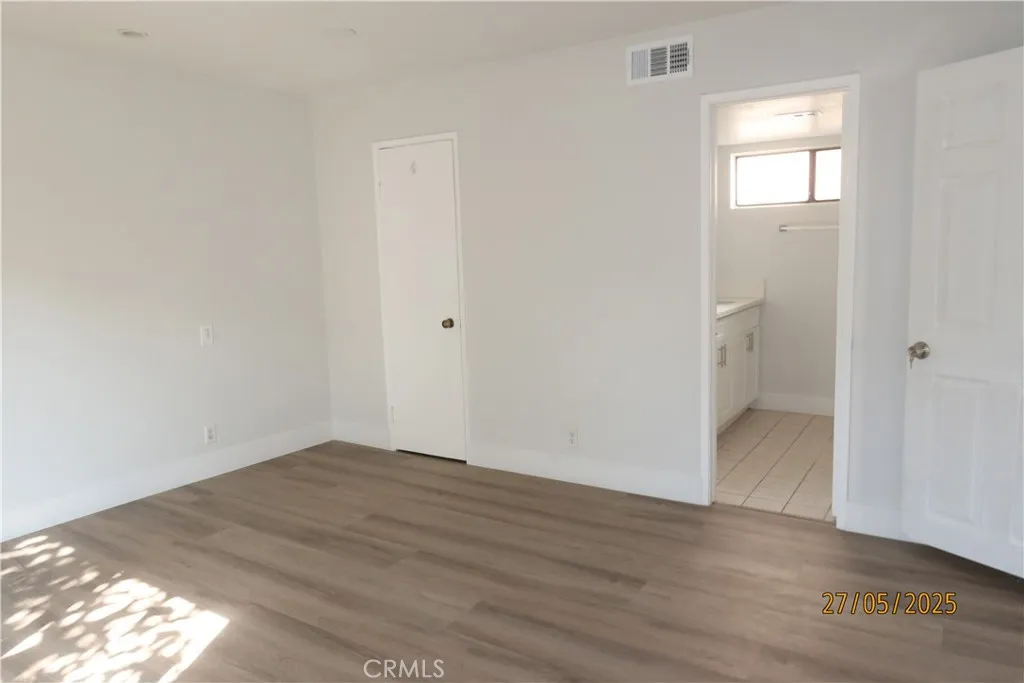 Master Bedroom 1b