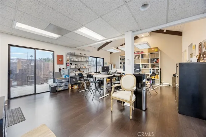 2320 Cotner, Los Angeles, California 90064