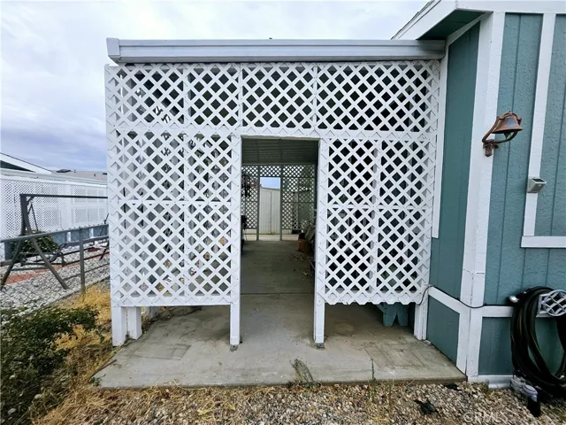 9161 Santa Fe E 20, Hesperia, California 92345