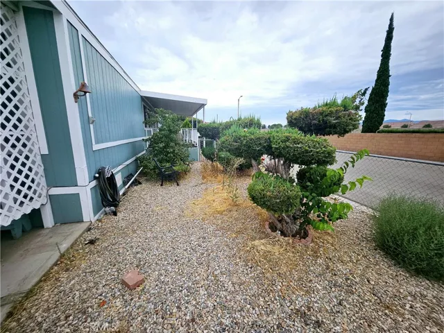 9161 Santa Fe E 20, Hesperia, California 92345