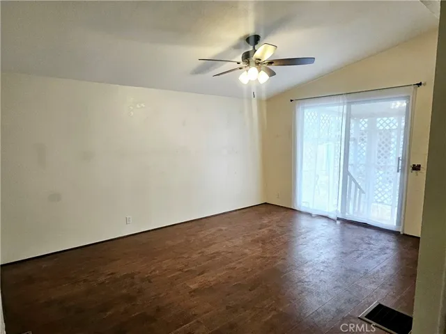9161 Santa Fe E 20, Hesperia, California 92345