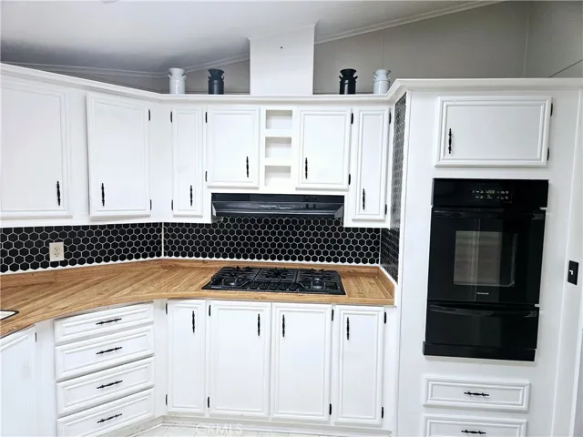 9161 Santa Fe E 20, Hesperia, California 92345