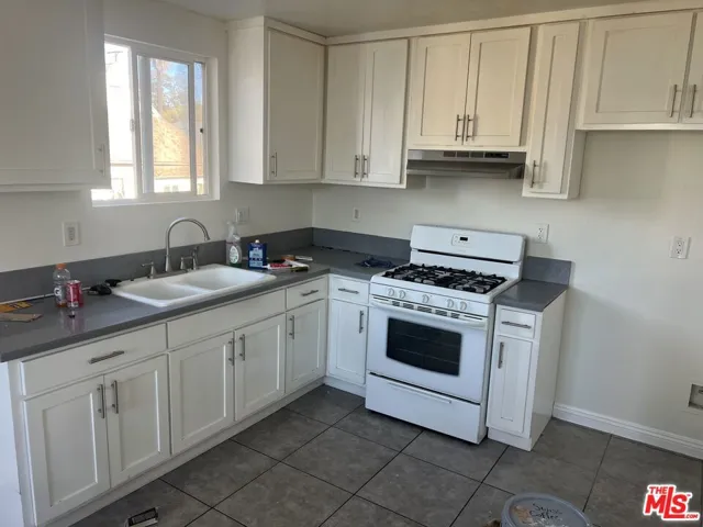 223 E 30th Street, Los Angeles, California 90011