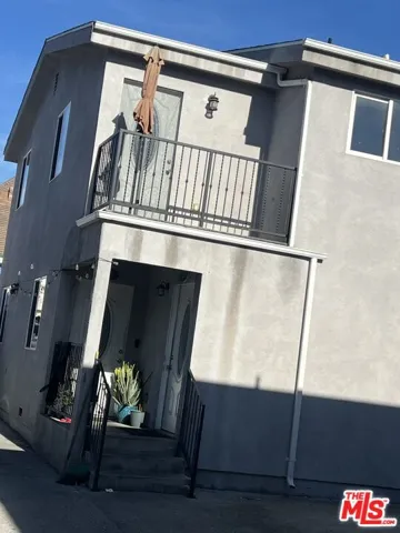 223 E 30th Street, Los Angeles, California 90011