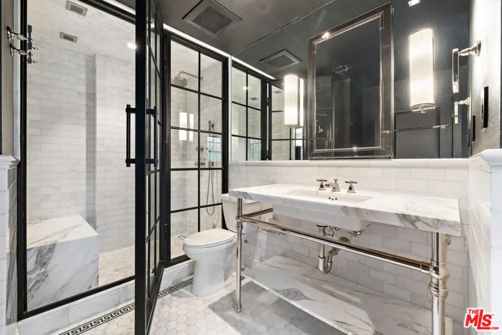 1147 Centinela Avenue, Santa Monica, California 90403