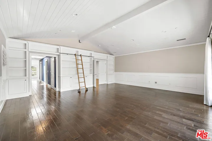 1147 Centinela Avenue, Santa Monica, California 90403