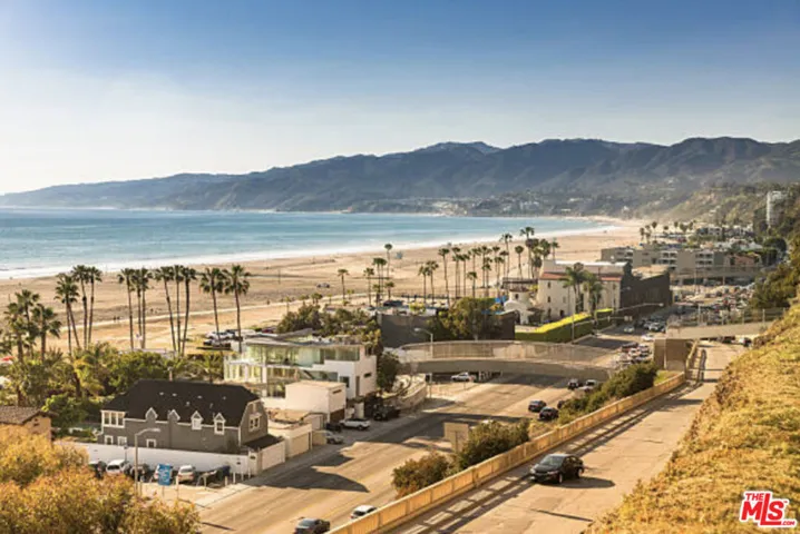 1147 Centinela Avenue, Santa Monica, California 90403