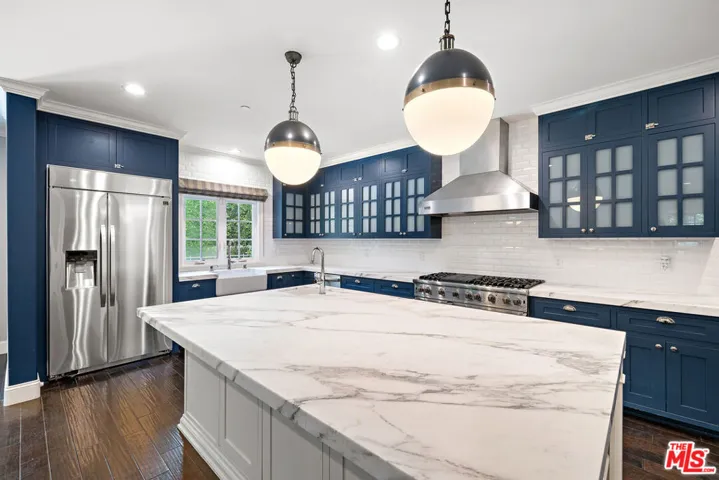 1147 Centinela Avenue, Santa Monica, California 90403