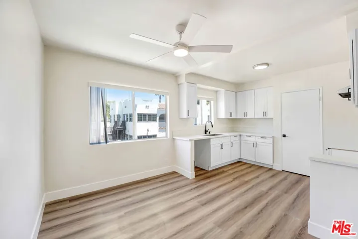 8208 Romaine Street 4, West Hollywood, California 90046