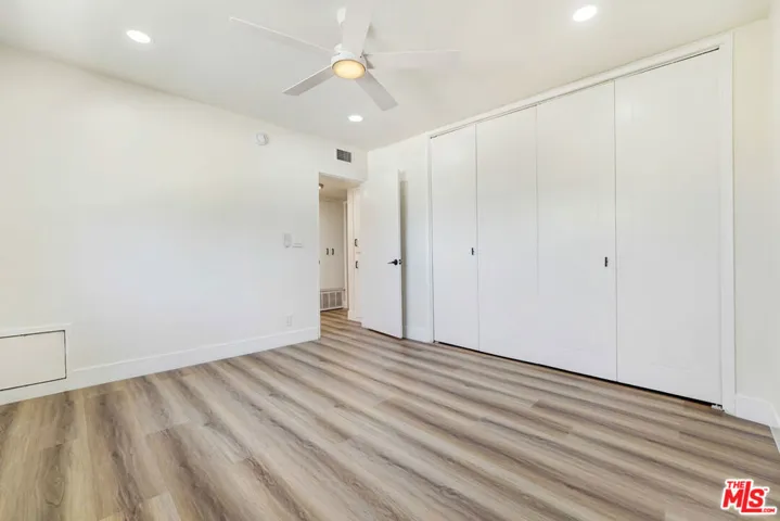 8208 Romaine Street 4, West Hollywood, California 90046