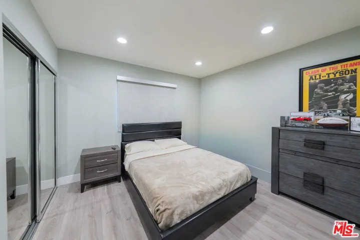 7719 Rhodes Avenue, Los Angeles, California 91605