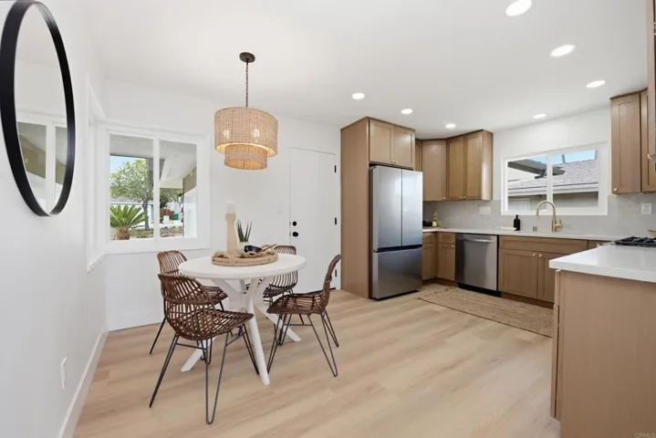 6111 Del Cerro Boulevard, San Diego, California 92120