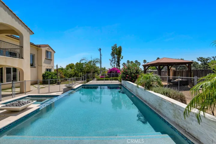 9611 Baden, Chatsworth, California 91311