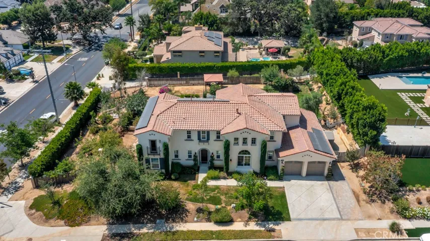 9611 Baden, Chatsworth, California 91311