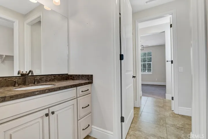9611 Baden, Chatsworth, California 91311
