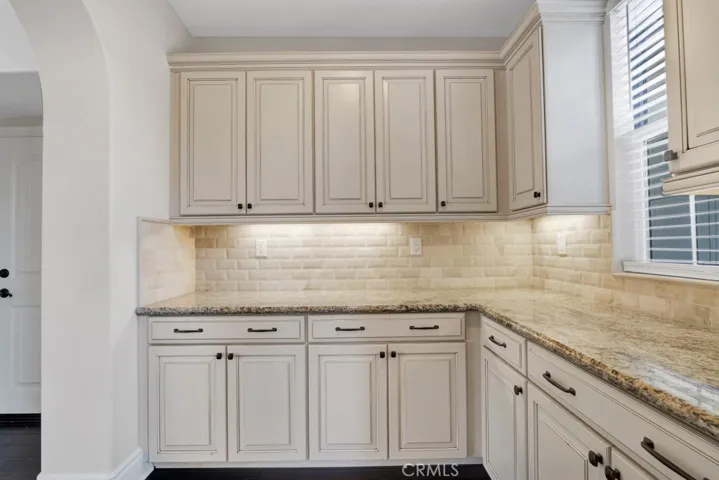 9611 Baden, Chatsworth, California 91311
