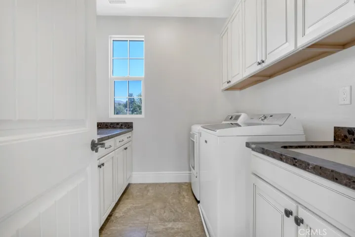9611 Baden, Chatsworth, California 91311
