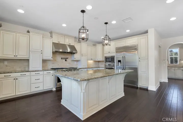 9611 Baden, Chatsworth, California 91311