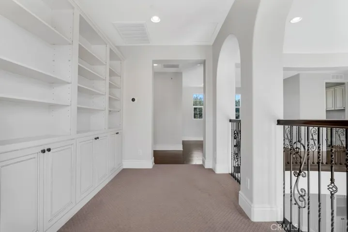 9611 Baden, Chatsworth, California 91311